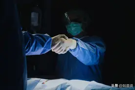 2个真实故事告诉你医生的艰辛与崇高之路图片