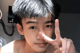 被富婆包养的男大学生后续来了！高中同学揭露更多信息，三观已裂图片