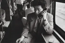 35年手机变迁史：从板砖型到智能化的发展图片