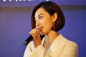 44岁奥运冠军刘璇近况，嫁入豪门被宠成少女，如今已是霸道女总裁图片