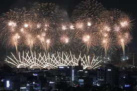 2023年岘港国际烟花节图片