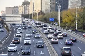 明年4月起交通违法行为记分规则部分调整！代人记分牟取利益将扣12分图片