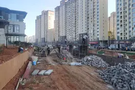 复工复产加速跑！恒大在昆五项目复工图片