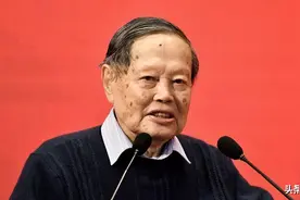 杨振宁：百岁生日已过生命进入倒计时，让妻子翁帆在他逝世后再婚图片