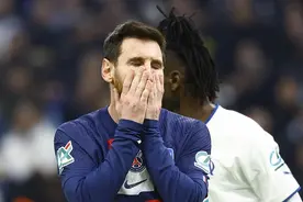 法国杯-拉莫斯送点+破门+绝平球被吹 内马尔中柱 巴黎爆冷1-2遭淘汰图片