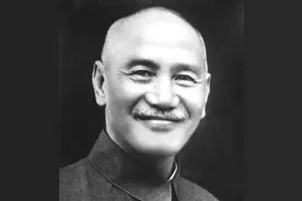 1937年日军全面侵华，得知南京大屠杀后，毛主席和蒋介石什么反应图片