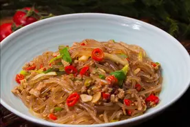 粉条一炒就成团，原来是方法用错了，焯水后多加1步，顺滑不粘连图片