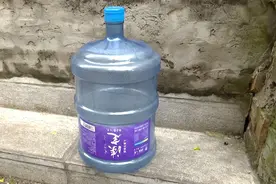 “淡定人生”不送水，消费者“不淡定”了图片