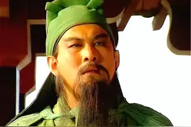 在演义与正史中，三国的兵器长啥样？图片