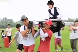 打脸娱乐圈“虚男”！抱不起女星、拉不开弓，吴京陈建斌纷纷打脸图片