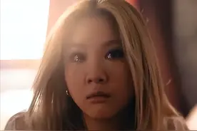 郑欣宜继承6000万遗产！忆亡母泪眼婆娑，身材暴瘦和郑少秋很像图片