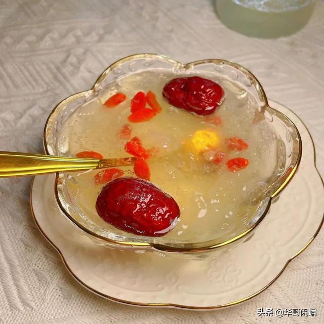 女人长期吃燕窝的坏处 2026年女人长期吃燕窝的坏处和好处