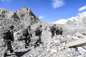 加勒万河谷事件，没让印度醒悟？中印再度爆发冲突，20名士兵受伤图片