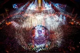 华晨宇火星演唱会·成都站开启3天狂欢模式图片