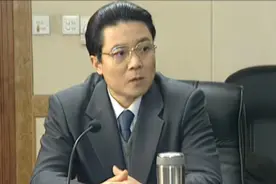 龙年档案：龙福海出局罗成主持工作，贾尚文和许怀琴谁会任市长？图片