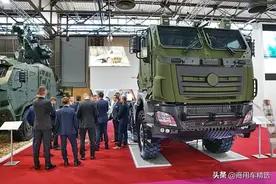 太脱拉3款8x8军用底盘车型亮相2022欧洲国际防务展图片