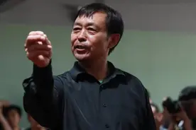 比马保国还丢人！“爱国”拳手翻车背后，一个行业黑幕被揭穿了图片