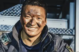 世界微笑日 | 你被“雪域蓝焰”的专属笑容帅到了吗？！图片