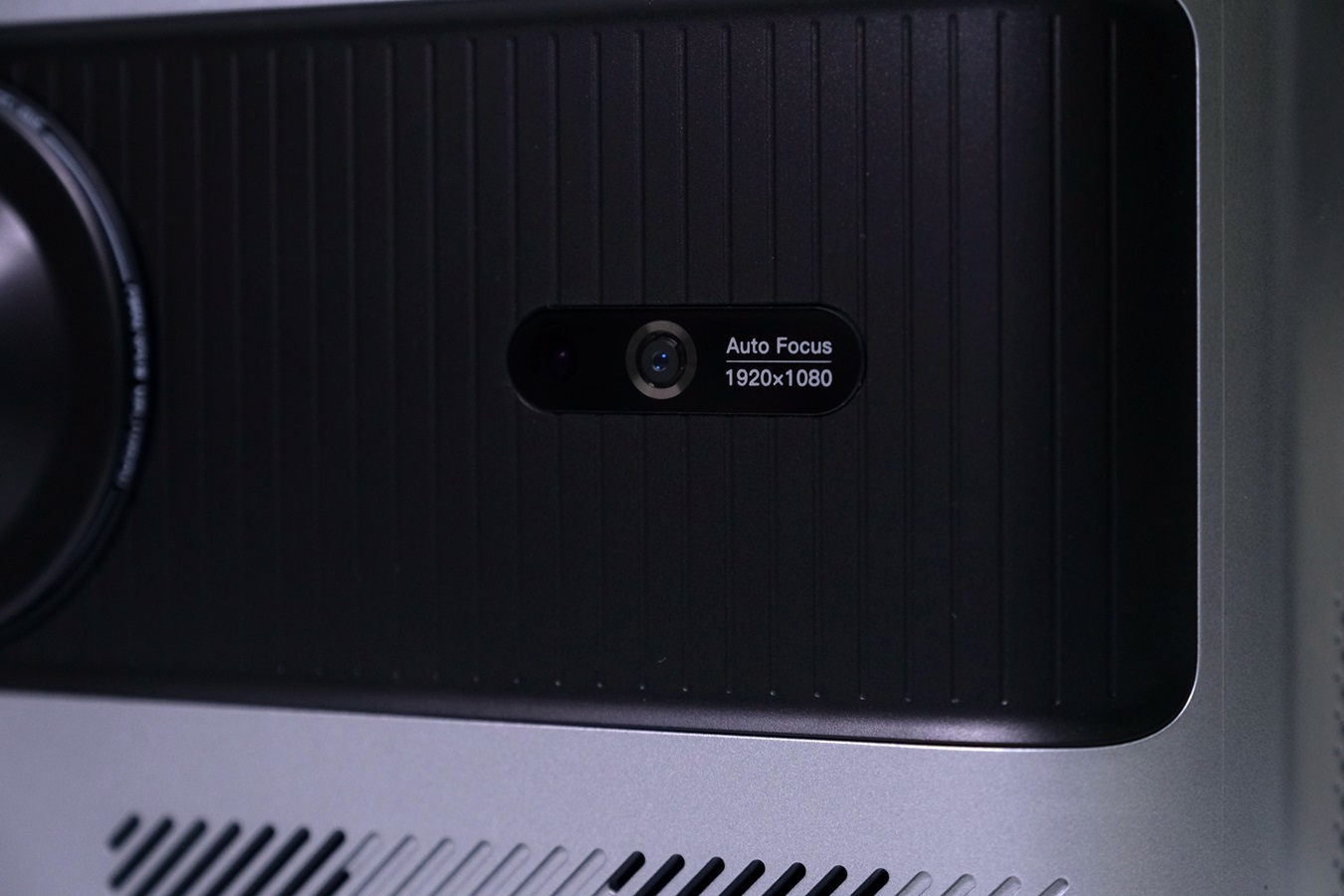 拒绝亮度虚标，还原真实色彩，光元素A1投影仪初体验