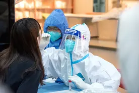 安徽一大学生连续4天翻墙出校后感染，足迹曝光，让人担心不已图片