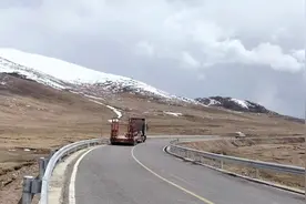 货车司机失联25天后死亡 生前一家四口租房 被车贷套住图片