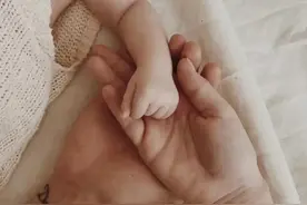 宝贝出生啦 朋友圈官宣文案这样发～图片