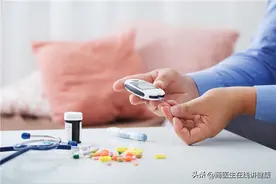 医生提醒：出现这4个症状，可能是糖尿病并发症，需要警惕了图片