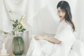 那天，我与她的浪漫偶遇图片