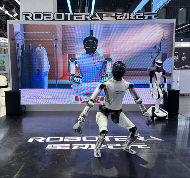 用得起来 还有“人样” 2025世界机器人大会人满为患