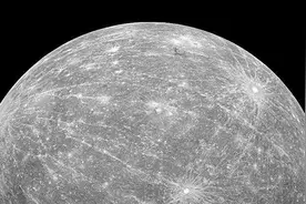 水星距离太阳最近，白天温度高达432℃，却储存了一万亿吨水？图片