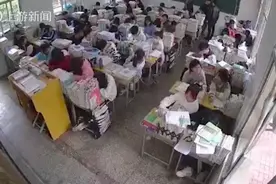 一部手机和两个耳光引起的悲剧！又一涉事教师停职，校长被问责图片