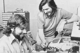 黑心中间商乔布斯，搞出了世界第一个打砖块游戏图片