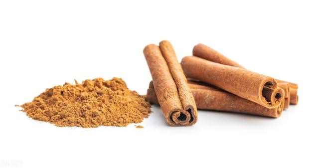 苹果别再直接吃,搭配这一香料,能降低体内胆固醇,保护心脏(桂皮的功效