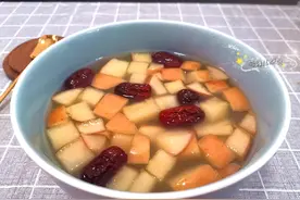 苹果和红枣一起煮，很多人都不知道有啥用，不懂真可惜，太实用了图片