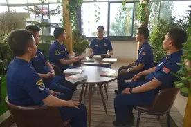 各县区动态||乃东区消防救援大队在“七七事变”纪念日开展学党史读书班主题党日活动图片