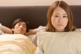 日本进入无性社会？年轻人累到没有欲望，一半夫妻不过夜生活图片