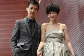 梅婷“养”他6年，李小冉爱他7年，鄢颇最终迎娶了小15岁李呈媛图片
