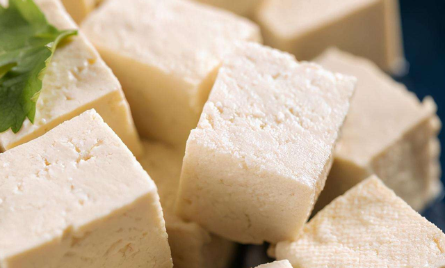 乳腺结节可以吃桃胶吗 乳腺结节可以吃桃胶吗有影响吗