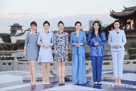电影频道六位当家女主持首度合体，端庄大气太抢眼，蓝羽稳居C位图片