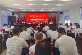 全国文明村激励党员为强村富民再立新功图片