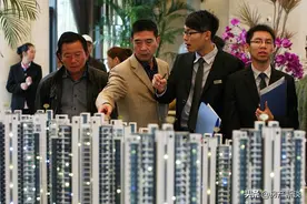 傻买“一楼”穷买“顶楼”？资深房产中介坦言：有3层楼更该避开图片