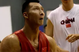 NBA这些P图能以假乱真，威金斯喝枸杞 詹姆斯麒麟臂像充气图片