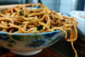宜宾的四十家燃面，最怪的最好吃图片