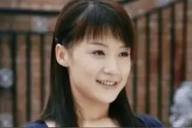 姚芊羽晒清纯旧照引争议，如今鼻子微挺下巴尖，网友直呼判若两人图片