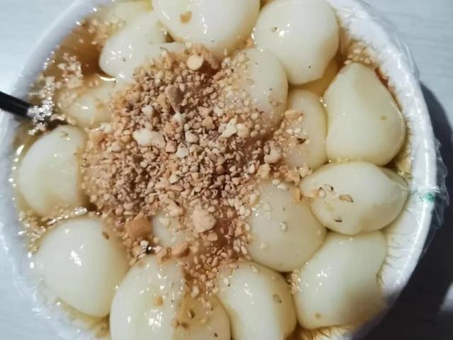 重庆最有名的12种名小吃，每种都是重庆人的心头爱，你吃过几种？