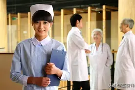 为什么医院里难见老护士？老护士去哪了，原来她们早就做好了打算图片