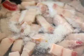 胆固醇大户！危害是肥肉的好几倍，但是知道的人很少！图片