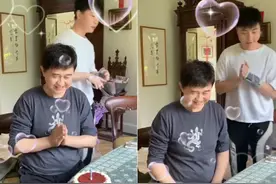 付笛声家中庆生太简单，弯腰吹蜡烛挤出大肚腩，儿子出镜一旁唱歌图片