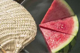 人民日报写的夏天文案，太浪漫了！图片