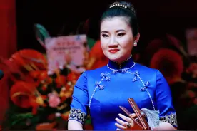 侯震明目张胆走后门，力荐陶阳姐姐面试，德云鼓曲社再添一员大将图片